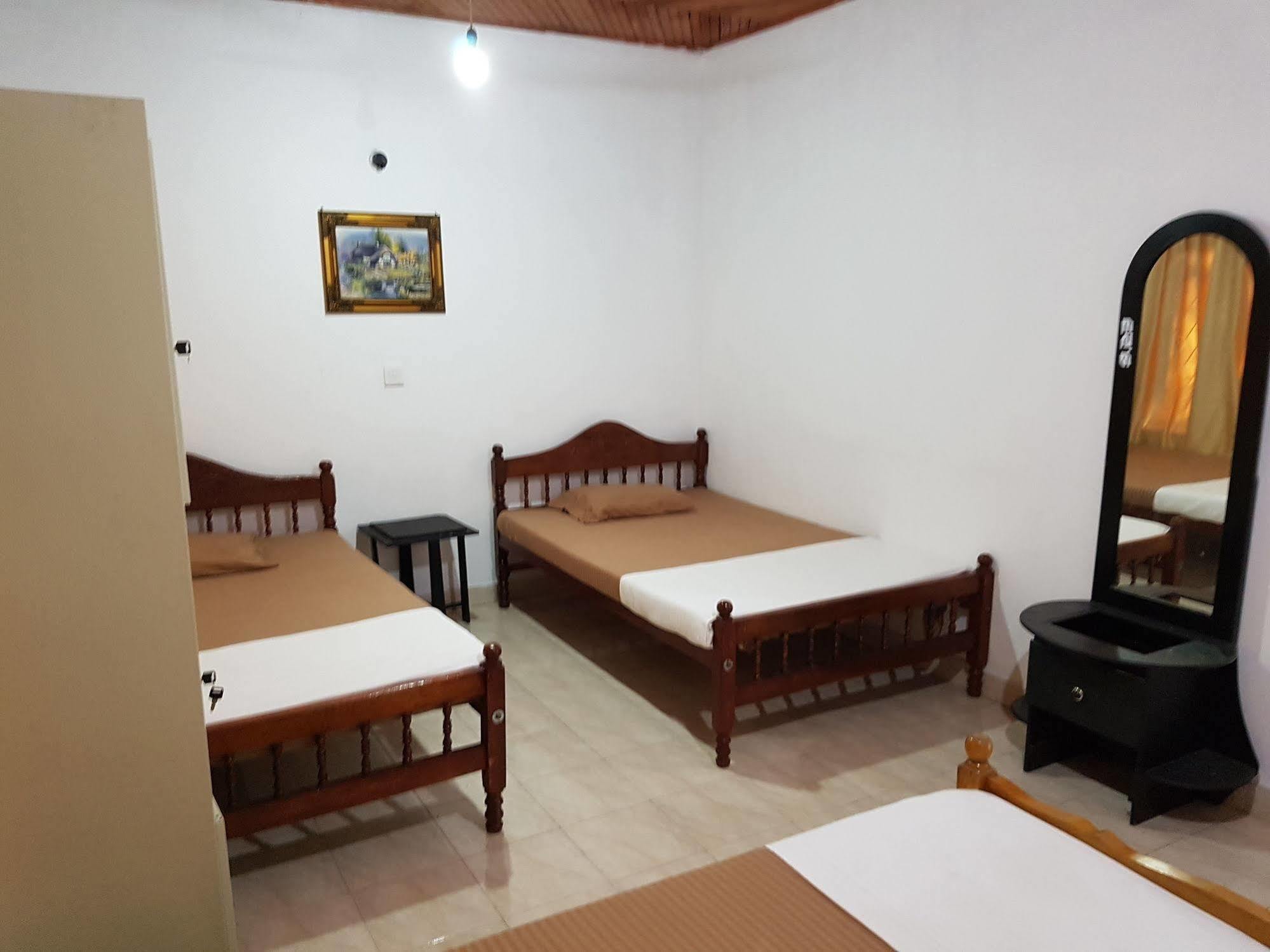 Hostel 107 Kandy Kültér fotó