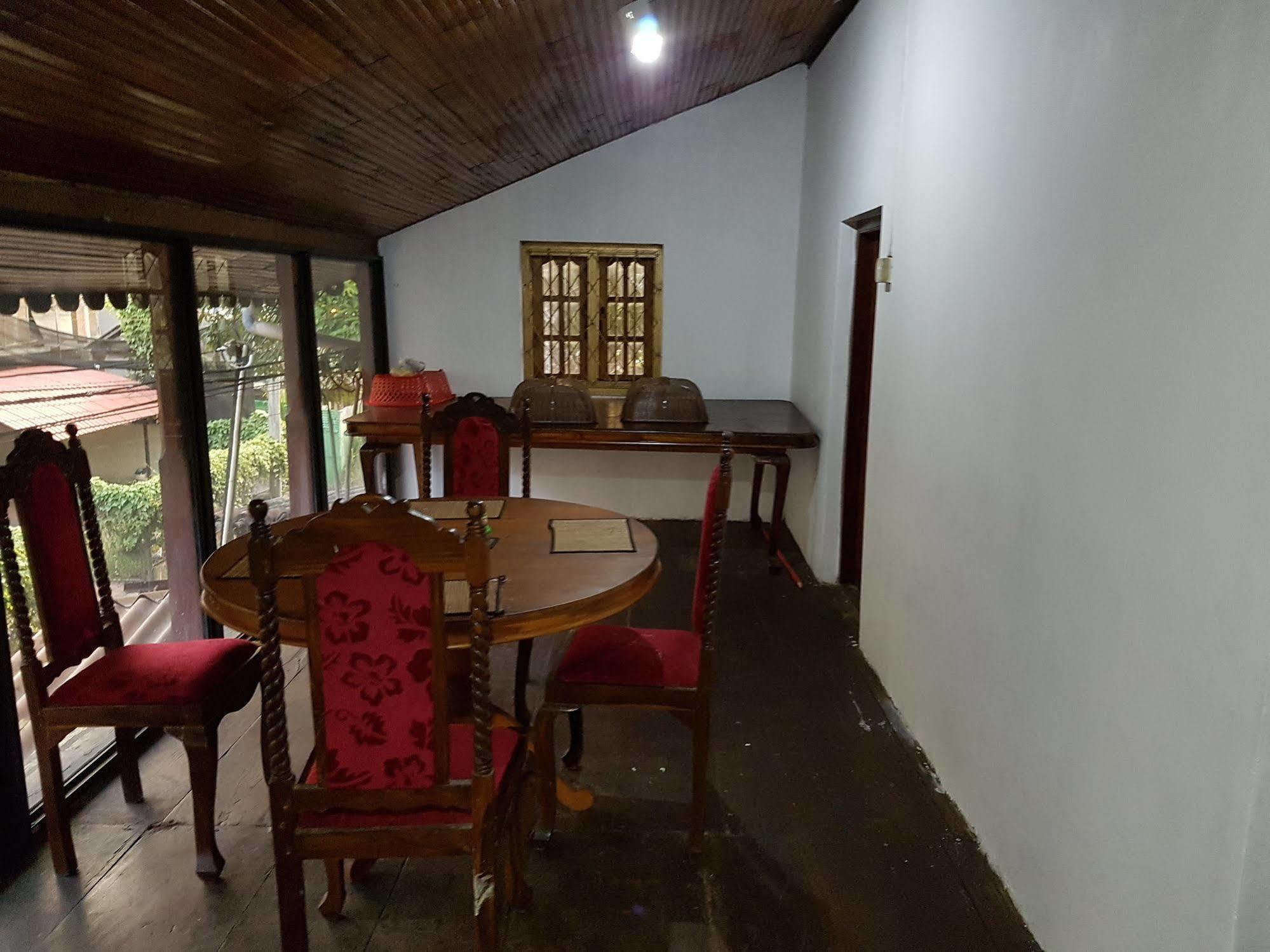 Hostel 107 Kandy Kültér fotó